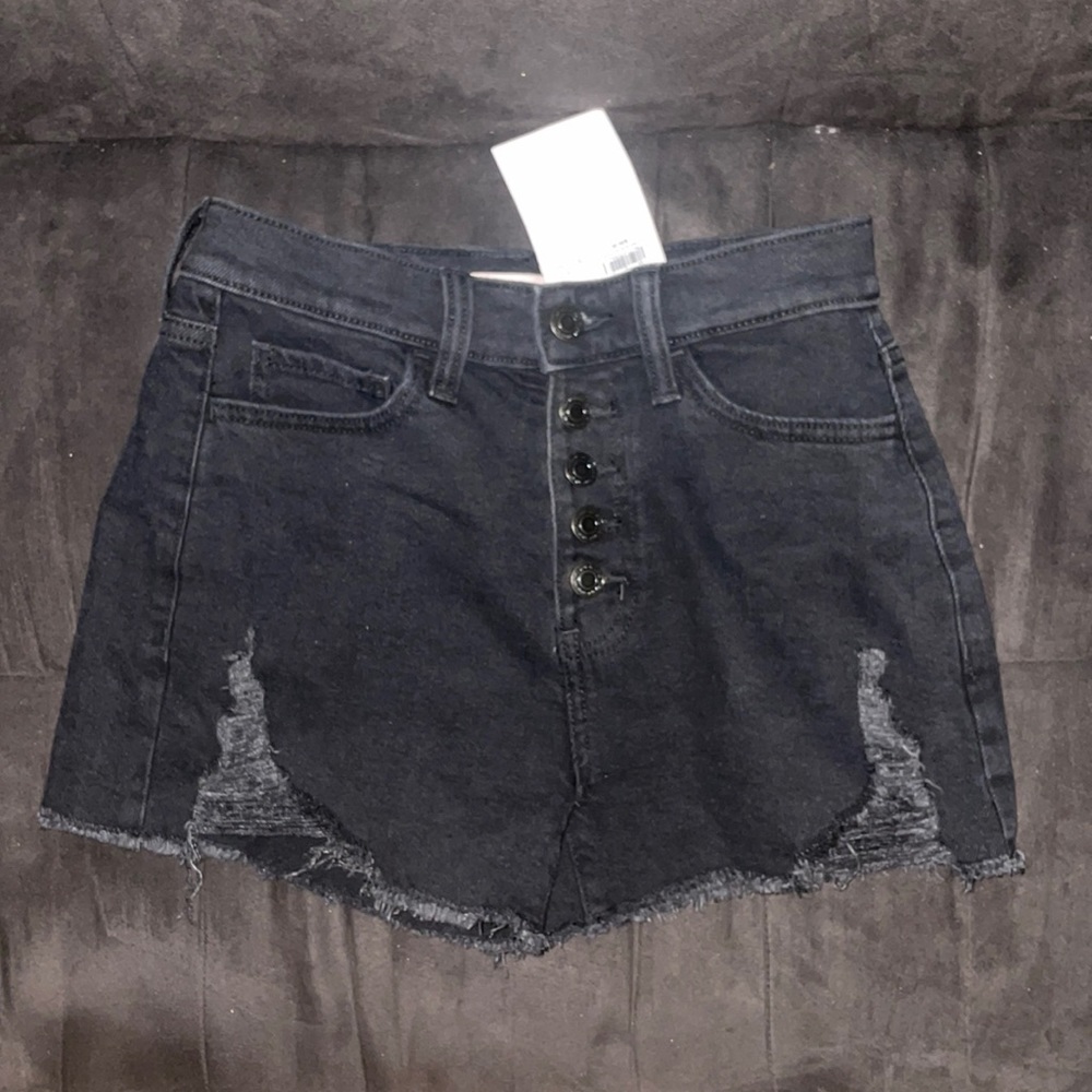 🧡Black distressed shorts